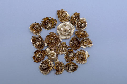 Cedar Rose Small Gold - Pack of 10 Pcs