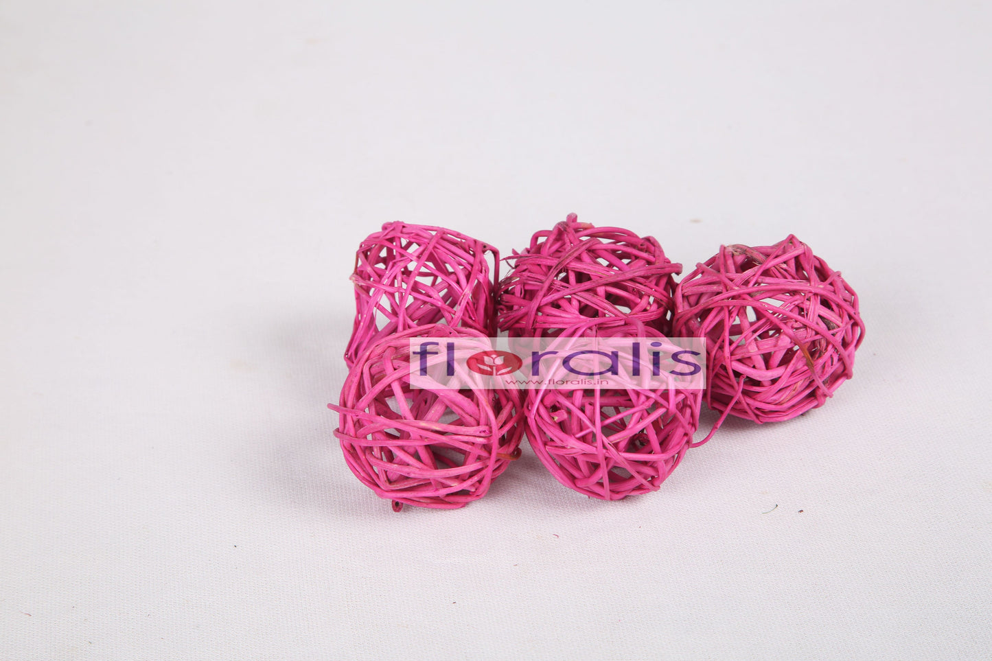 Wicker Ball Pink 5cms, 6cms, 8cms - Pack of 16 Pcs